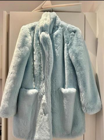 Nepbonte jas beschikbaar voor biedingen