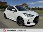 Toyota Yaris 1.5 VVT-i First Edition Carplay / 16'' LMV / NA, 12 maanden, Gebruikt, Wit, Bedrijf