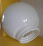 wit glazen bol wit Ø ca 12 cm met schroefdraad 68mm, Ophalen, Glas
