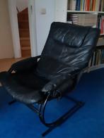 Zwarte leren fauteuil, Ophalen, Gebruikt, 50 tot 75 cm, Leer