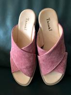 THINK ROZE SUEDE   SANDALEN MET HAKJE  maat 41, Ophalen of Verzenden, Zo goed als nieuw, Roze, Sandalen of Muiltjes
