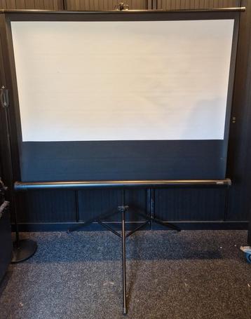Celexon 60inch(152cm) projectiescherm.  beschikbaar voor biedingen