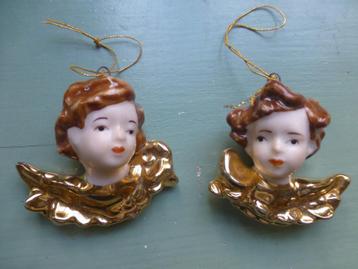 twee Porseleinen Engelen Kopjes met Goud glazuur / Kerst beschikbaar voor biedingen