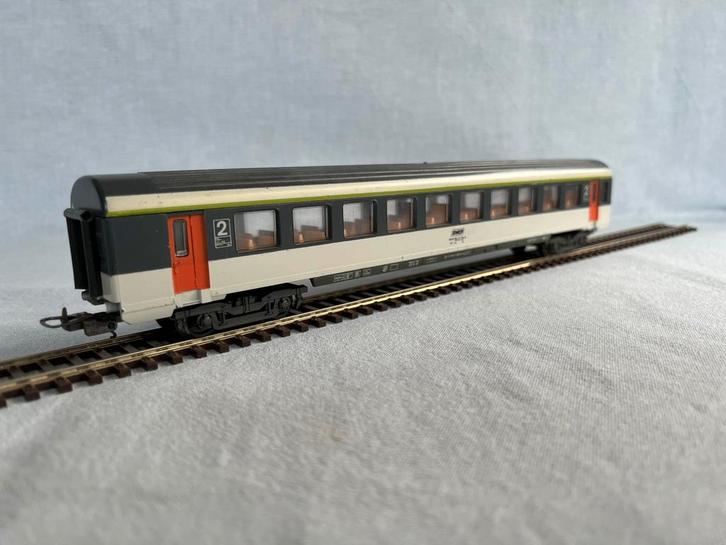 Lima 309240 SNCF Corail 2e klas rijtuig, Hobby en Vrije tijd, Modeltreinen | H0, Gebruikt, Wagon, Gelijkstroom, Lima, Ophalen of Verzenden