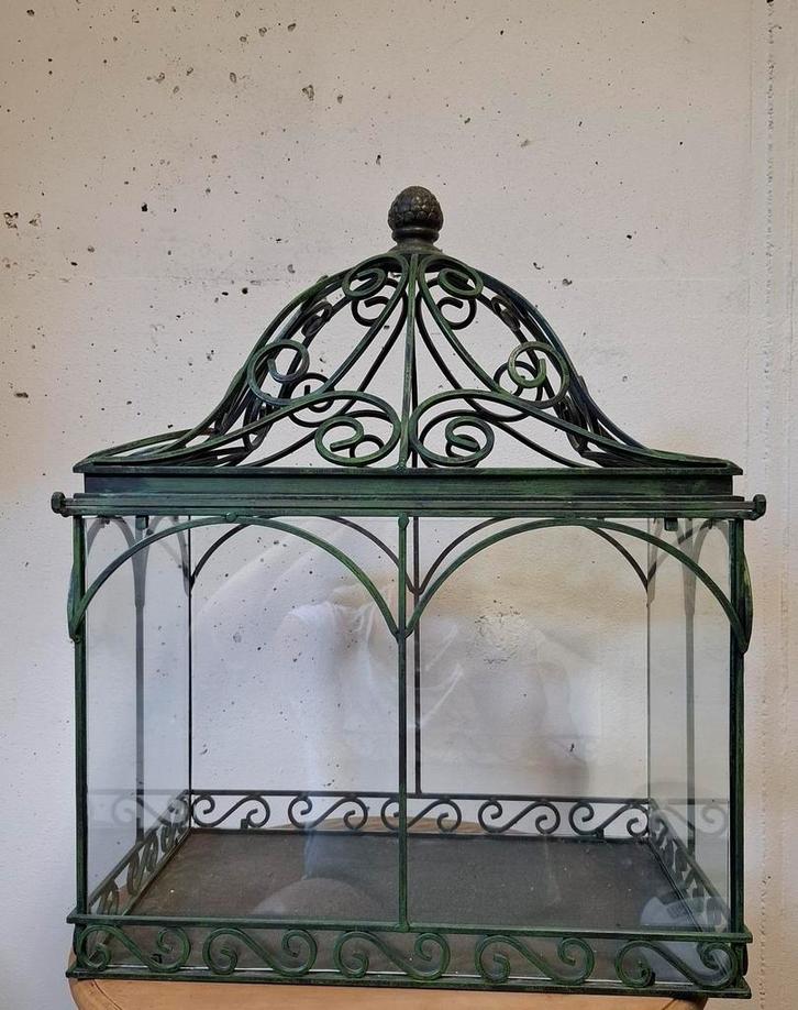 Groot vitrine/windlicht/kweekkastje met glas., Huis en Inrichting, Woonaccessoires | Overige, Zo goed als nieuw, Ophalen