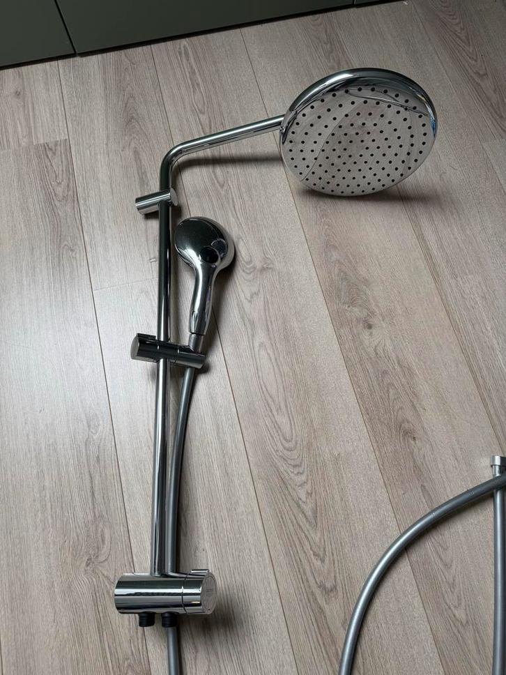 Grohe Vitalio 250 Douchesysteem / regendouche, Doe-het-zelf en Verbouw, Sanitair, Zo goed als nieuw, Douche, Chroom, Ophalen