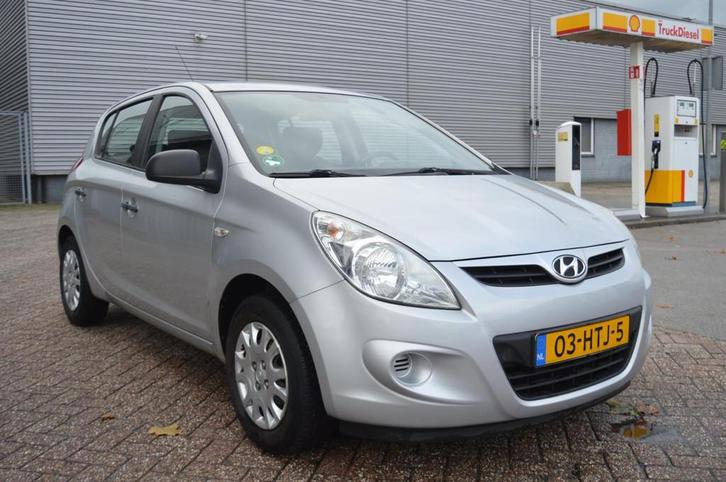 Hyundai I20 1.2i ActiveVersion bj09 elec pak lage kilometers, Auto's, Hyundai, Bedrijf, Te koop, i20, ABS, Airbags, Boordcomputer