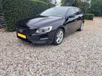 Volvo V60 D6 Twin Engine 288pk Geartronic AWD Plug In Hybrid, Automaat, 1800 kg, Zwart, Vierwielaandrijving