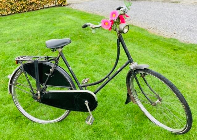 Antieke Serva Oma fiets, Ophalen, Gebruikt