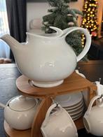 Compleet theeservies met 6 kop en schotel, suikerpot,, Huis en Inrichting, Keuken | Servies, Nieuw, Ophalen of Verzenden, Effen
