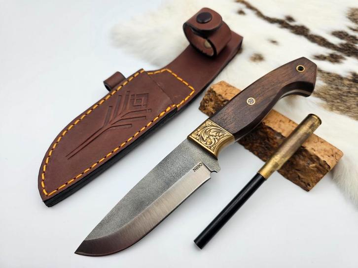 Bushcraft Camping Vaststaand Walnoot Hout mes, Caravans en Kamperen, Kampeergereedschap, Zo goed als nieuw, Ophalen of Verzenden
