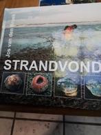 Strandvondsten boek door Jos van den Broek, Ophalen of Verzenden