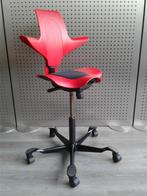 1x HAG Capisco Puls 8010 (Medium) (Rood/Zwart), Nieuw!, Nieuw, Ergonomisch, Ophalen of Verzenden, Bureaustoel