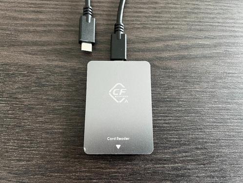 CFexpress A Card Reader | Geheugenkaartlezer, Computers en Software, Geheugenkaartlezers, Zo goed als nieuw, Ophalen of Verzenden