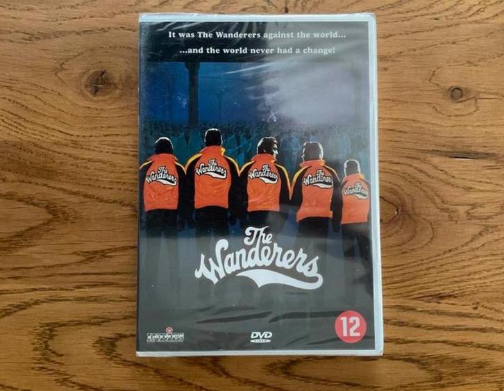14) The Wanderers, Philip Kaufmann, met Ken Wahl (1979)., Cd's en Dvd's, Dvd's | Klassiekers, Zo goed als nieuw, Overige genres