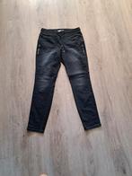Nieuwe broek, Kleding | Dames, Spijkerbroeken en Jeans, Ophalen of Verzenden, Zo goed als nieuw, Zwart, W30 - W32 (confectie 38/40)