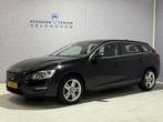 Volvo V60 2.0 T5 Summum // LEDER // NAVI // AUTOMAAT, Stof, Gebruikt, 4 cilinders, 1969 cc