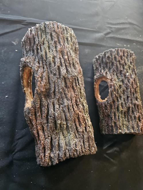 Kunsthars boomstammen 28cm en 22cm - Zo goed als nieuw, Dieren en Toebehoren, Knaagdieren en Konijnen | Toebehoren, Zo goed als nieuw