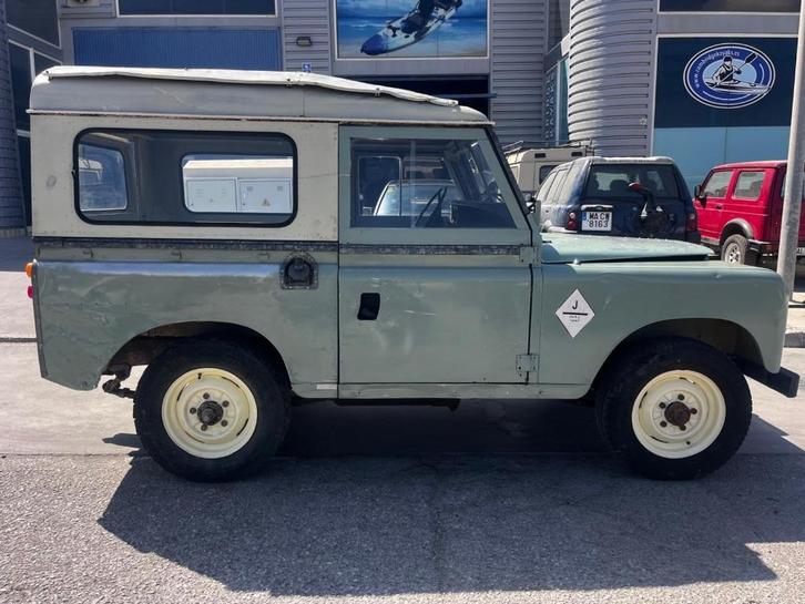 Land Rover 88, oldtimer, bj 1977, 100% roestvrij chassis, Auto's, Oldtimers, Bedrijf, Land Rover, Diesel, SUV of Terreinwagen