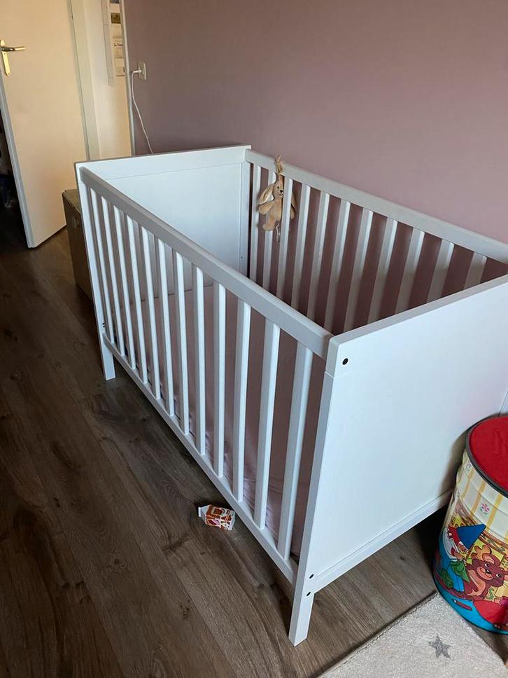 Meegroei Ledikant - Tijdloos & Duurzaam!, Kinderen en Baby's, Babywiegjes en Ledikanten, Zo goed als nieuw, Ledikant, Ophalen