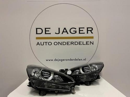 MAZDA 2 FL VOL LED KOPLAMPEN SET 13 PINS D43N51040 D43N51030, Auto-onderdelen, Verlichting, Mazda, Gebruikt, Ophalen of Verzenden
