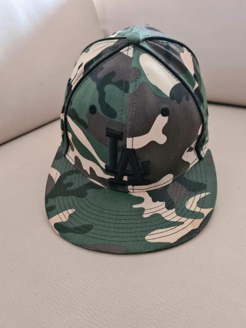 L.A. Camouflage cap, 1 maat. Als nieuw!, Kleding | Heren, Hoeden en Petten, Zo goed als nieuw, Pet, One size fits all, Ophalen of Verzenden