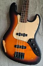 Squier jazz bass relic., Muziek en Instrumenten, Gebruikt, Ophalen