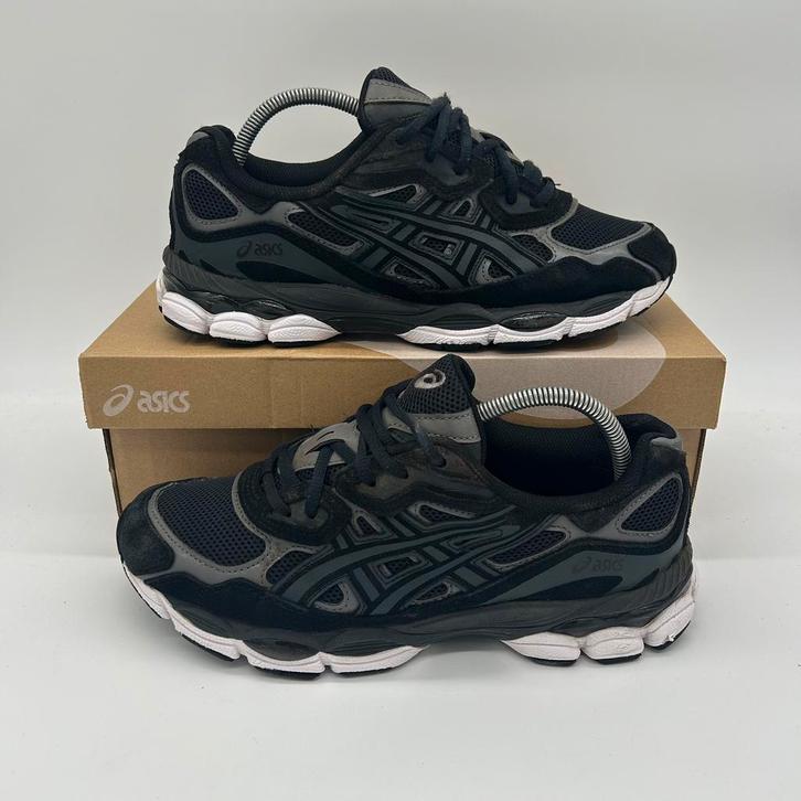 Asics gel nyc graphite grey maat 42, Kleding | Heren, Schoenen, Zo goed als nieuw, Sneakers of Gympen, Zwart, Ophalen of Verzenden