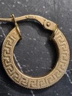 14K Gouden Versace Oorbel 18mm, Sieraden, Tassen en Uiterlijk, Oorbellen, Ophalen of Verzenden, Zo goed als nieuw, Goud, Goud