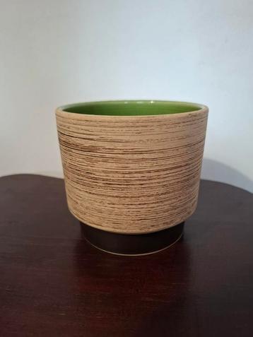 Vintage jaren 60 bloempot  beschikbaar voor biedingen