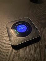 Netgear nighthawk M1 mifi router 4g WiFi 5, Computers en Software, Routers en Modems, Ophalen, Zo goed als nieuw