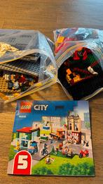 Lego City 60292 Centrum, Kinderen en Baby's, Speelgoed | Duplo en Lego, Ophalen of Verzenden, Gebruikt, Losse stenen, Lego