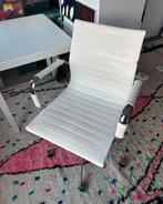 Designer white office chair, Huis en Inrichting, Bureaustoelen, Ophalen, Ergonomisch, Zo goed als nieuw, Wit