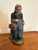 Moeder Kniertje - Oude Veluwse Boerin Beeld - 21 cm, Ophalen of Verzenden