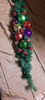 Decoratie kersttak met gekleurde ballen, Diversen, Kerst, Gebruikt, Ophalen of Verzenden