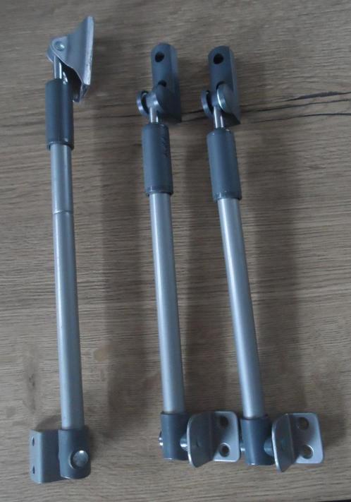 Te koop 3 stuks Tele uitzetters grijs voor ramen., Huis en Inrichting, Woonaccessoires | Overige, Zo goed als nieuw, Ophalen of Verzenden