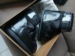 Nieuwe mooie glans zwarte ORIGINELE MOONBOOTS mt 36/38, Kleding | Dames, Schoenen, Ophalen of Verzenden, Zo goed als nieuw, Zwart