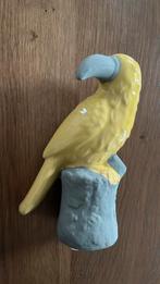 kaketoe papegaai beeldje papegaai geel grijs, Ophalen of Verzenden, Zo goed als nieuw