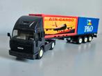 Siku Iveco vrachtauto containers Air Cargo P&O, Ophalen of Verzenden, Zo goed als nieuw, Bus of Vrachtwagen, SIKU