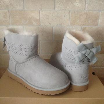UGG snow boots（wool） beschikbaar voor biedingen