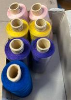 7 klossen dominator dikte 50 div kleuren 500 mtr, Ophalen of Verzenden, Nieuw, Garen of Naald(en)