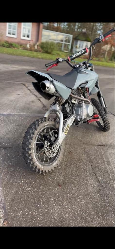 140cc Pitbike, Fietsen en Brommers, Brommers | Crossbrommers, Gebruikt, Overige merken, Ophalen