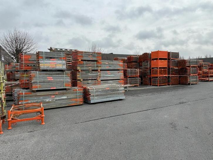 Layher allround , grote partij Layher materiaal . Layher, Doe-het-zelf en Verbouw, Steigers, Overige typen, Minder dan 2 meter