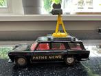 Dinky Toys Fiat 2300 Station Wagon “Pathé News” 1960's, Ophalen of Verzenden, Gebruikt, Auto, Dinky Toys