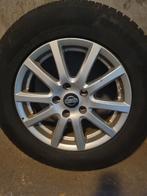 Winterbanden op alu velg nissan qasqai, Auto-onderdelen, 16 inch, Banden en Velgen, Personenwagen, Gebruikt