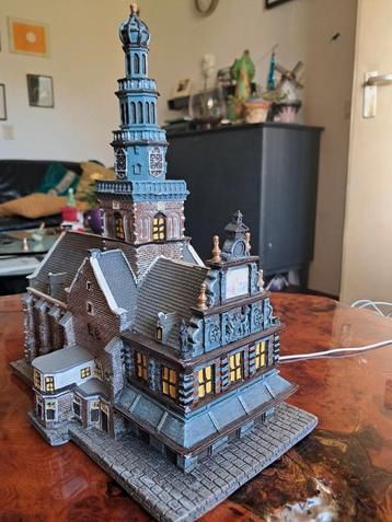 Waagtoren met verlichting. Grote uitvoering 32cm hoog! beschikbaar voor biedingen