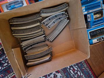 80x Gebogen Märklin Rails beschikbaar voor biedingen