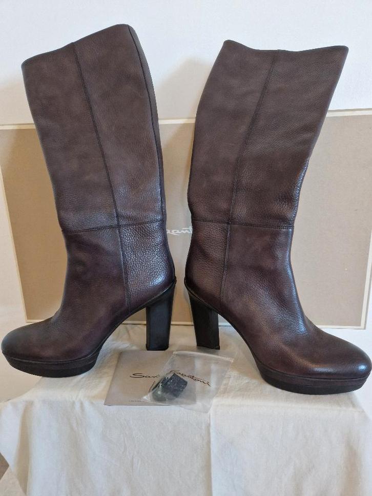 Santoni laarzen. Maat 37. Nieuw. Italiaanse kwaliteit., Kleding | Dames, Schoenen, Nieuw, Hoge laarzen, Bruin, Ophalen of Verzenden