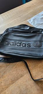 ADIDAS HANGTAS SCHOUDERTAS GROOT  NIEUW, Sieraden, Tassen en Uiterlijk, Tassen | Schooltassen, Minder dan 30 cm, Zwart, Nieuw