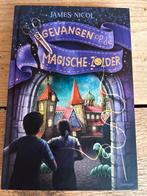 James Nicol - Gevangen op de magische zolder, Ophalen of Verzenden, Zo goed als nieuw, Fictie algemeen